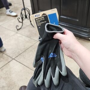 BLUE HAWK NITRILE-COATED WORK GLOVES